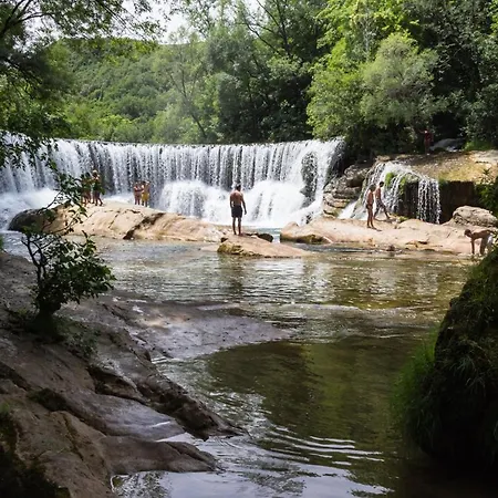 Semesterbostad Thina